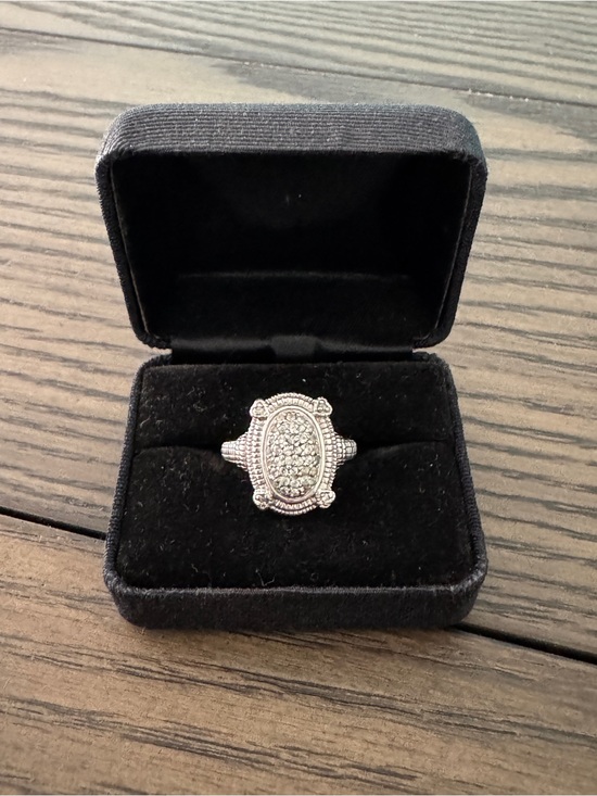 Judith Ripka Jewelry - Judith Ripka Silver Pavé Oval Cluster Ring
